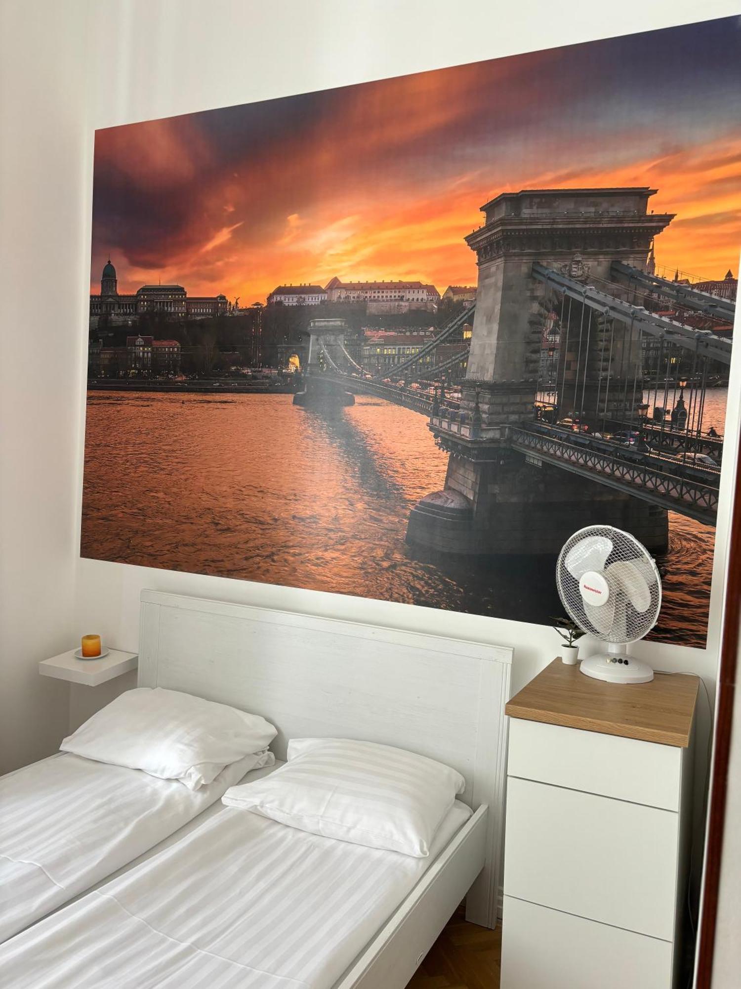 Spring Roses Downtown Boutique Hotel Budapesta Exterior foto