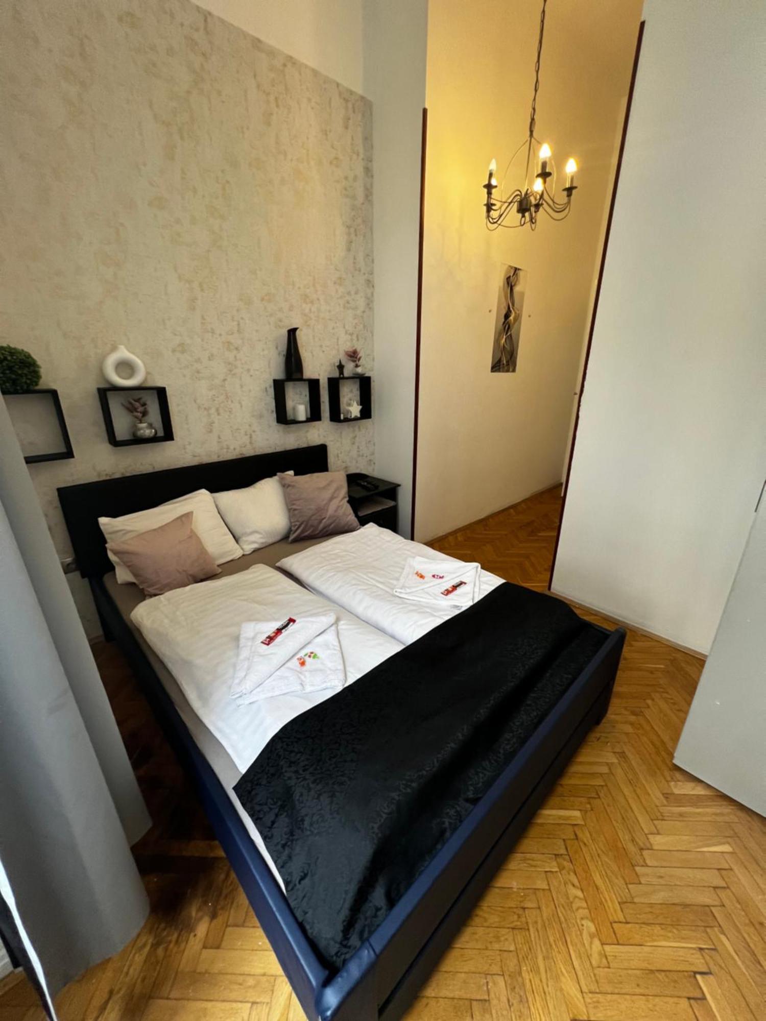 Spring Roses Downtown Boutique Hotel Budapesta Exterior foto